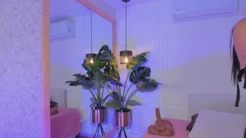 dafne_hillss online show from 02-22-26, 11:42