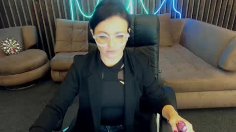 Snapshot of dafni_mon chatting on 09-21-25, 05:20 Dafni Mon online show from 09-21-25, 05:20