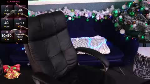 Snapshot of dafni_mon chatting on 12-15-25, 06:39 Dafni Mon online show from 12-15-25, 06:39