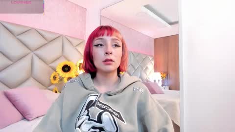 Dafnne online show from 11-29-25, 04:15