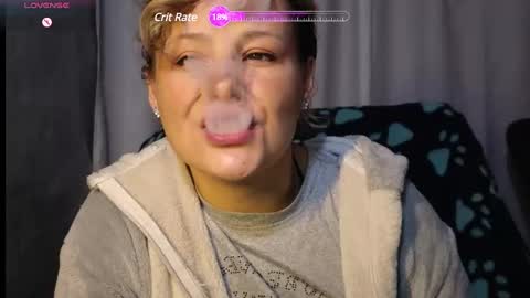 Snapshot of dagny_jo chatting on 02-06-25, 03:27 Lulu online show from 02-06-25, 03:27