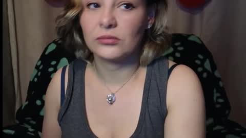 Snapshot of dagny_jo chatting on 02-22-25, 03:45 Lulu online show from 02-22-25, 03:45