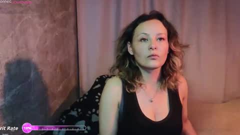 Snapshot of dagny_jo chatting on 10-17-25, 02:59 Lulu online show from 10-17-25, 02:59