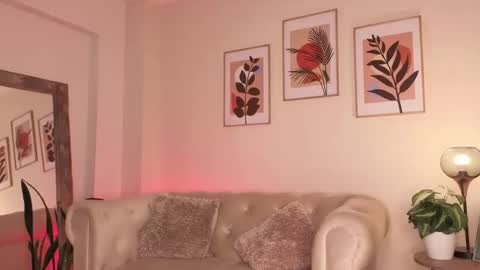 Snapshot of dahiana_walcott chatting on 02-16-26, 05:53 Dahiann Walcott online show from 02-16-26, 05:53