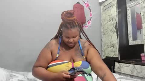 Snapshot of dahianajoss chatting on 10-23-25, 04:39 Ebony Sex Dahian online show from 10-23-25, 04:39