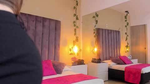 Dahlia online show from 11-07-25, 12:43