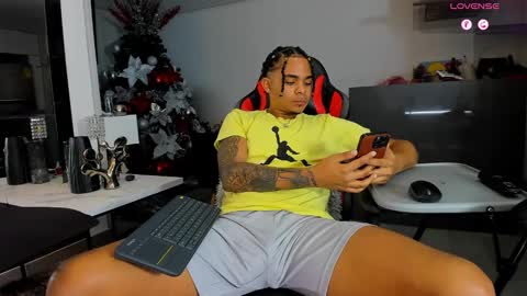 Snapshot of daikokuten_ chatting on 12-02-24, 11:12 daikokuten_ online show from 12-02-24, 11:12