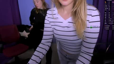 Snapshot of daisy_candy chatting on 01-28-25, 11:07 Little Di online show from 01-28-25, 11:07