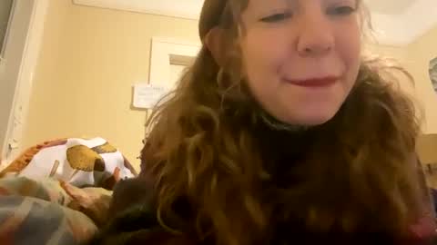 Snapshot of daisybaby699 chatting on 02-13-25, 04:32 DaisyB3 online show from 02-13-25, 04:32