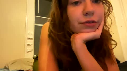 Snapshot of daisybaby699 chatting on 09-13-25, 04:12 DaisyB3 online show from 09-13-25, 04:12