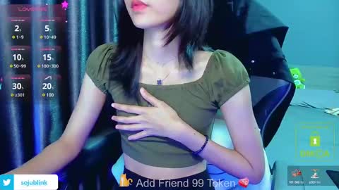 Snapshot of daisybean chatting on 12-17-24, 04:53 Daisy online show from 12-17-24, 04:53