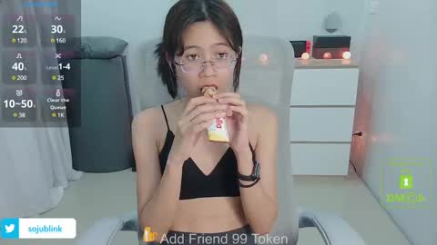 Snapshot of daisybean chatting on 01-31-25, 03:44 Daisy online show from 01-31-25, 03:44