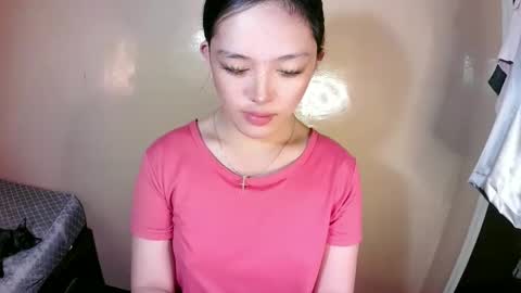 Snapshot of daisylira chatting on 01-14-25, 12:11 LILY christmas wish breast implant online show from 01-14-25, 12:11