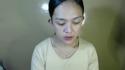Snapshot of daisylira chatting on 02-19-25, 01:18 LILY christmas wish breast implant online show from 02-19-25, 01:18