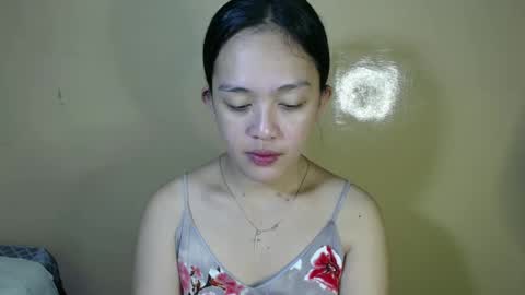 Snapshot of daisylira chatting on 02-24-25, 12:30 LILY christmas wish breast implant online show from 02-24-25, 12:30