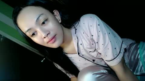 Snapshot of daisylira chatting on 10-12-25, 11:59 LILY christmas wish breast implant online show from 10-12-25, 11:59