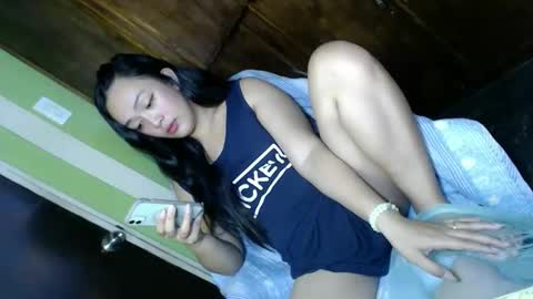 Snapshot of daisylira chatting on 11-01-25, 12:45 LILY christmas wish breast implant online show from 11-01-25, 12:45