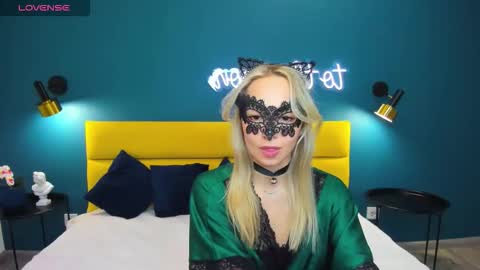 daisymellifluous online show from 01-17-26, 08:41
