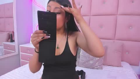 Mariana online show from 11-13-25, 12:04