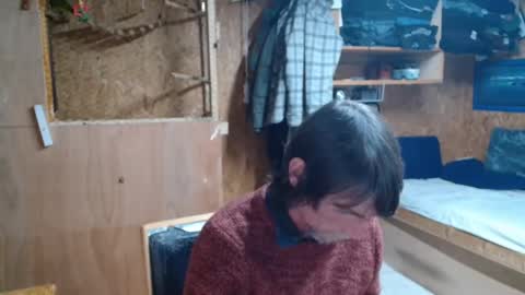 Snapshot of daiwants2fku chatting on 09-28-25, 08:25 dave online show from 09-28-25, 08:25