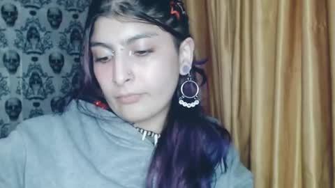 Snapshot of dak_7 chatting on 02-12-25, 03:51 -- -- help me reach 100 hands up online show from 02-12-25, 03:51