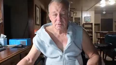 dakit online show from 11-06-25, 02:18