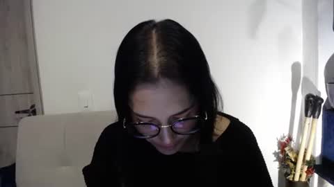 IG  dakotasofiaa online show from 01-29-25, 05:51