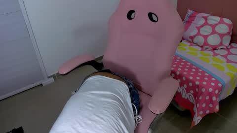 DAKOTA online show from 12-21-25, 04:08