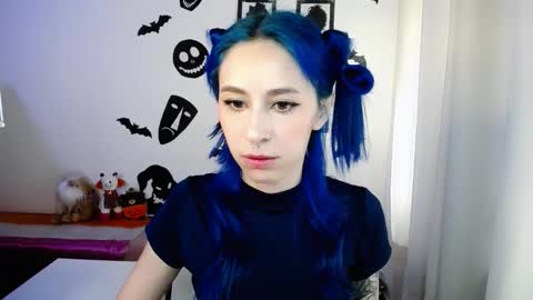 Maca online show from 10-20-25, 02:39