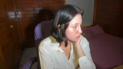 Snapshot of dakotaa_aa chatting on 01-08-25, 09:55 The girl of your dreams o online show from 01-08-25, 09:55