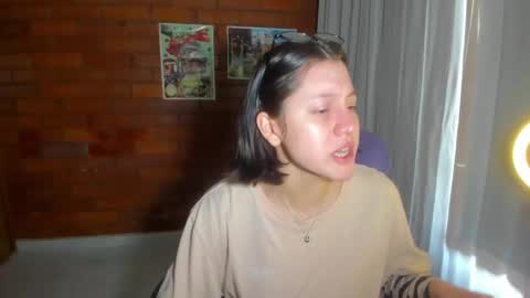 Snapshot of dakotaa_aa chatting on 01-28-25, 05:35 The girl of your dreams o online show from 01-28-25, 05:35