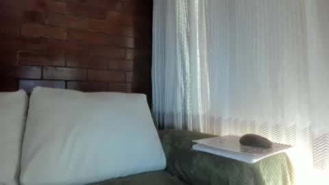 Snapshot of dakotaa_aa chatting on 09-16-25, 08:10 The girl of your dreams o online show from 09-16-25, 08:10