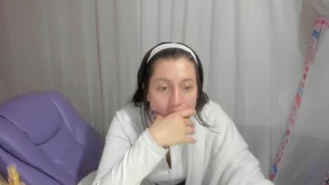Snapshot of dakotaa_aa chatting on 09-26-25, 05:33 The girl of your dreams o online show from 09-26-25, 05:33