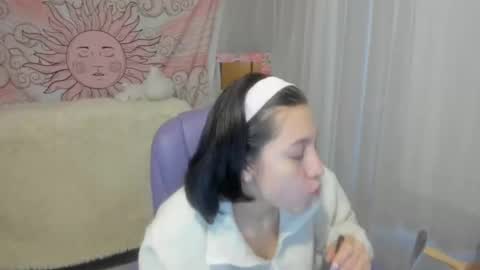 Snapshot of dakotaa_aa chatting on 10-16-25, 06:31 The girl of your dreams o online show from 10-16-25, 06:31