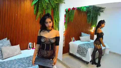 Snapshot of dakotta_rose_ chatting on 03-01-26, 01:24 Dakotta online show from 03-01-26, 01:24