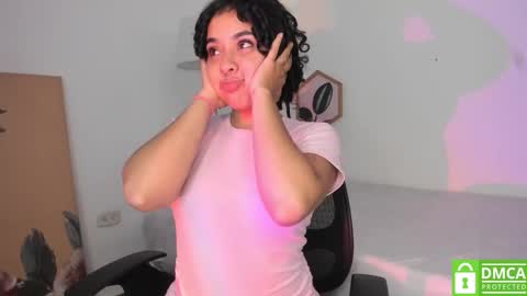 Snapshot of dalhila chatting on 10-19-25, 12:28 D A L H I L A online show from 10-19-25, 12:28