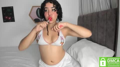 Snapshot of dalhila chatting on 10-23-25, 01:38 D A L H I L A online show from 10-23-25, 01:38