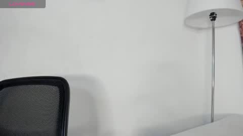 Snapshot of dalhila chatting on 11-19-25, 12:10 D A L H I L A online show from 11-19-25, 12:10