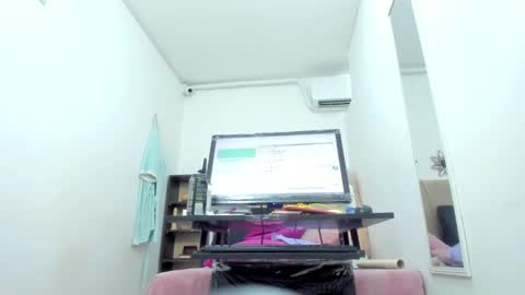  Ren  online show from 02-24-25, 03:23