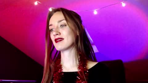 Dalia  online show from 12-17-24, 10:23