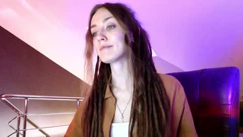 Dalia  online show from 01-29-25, 10:16