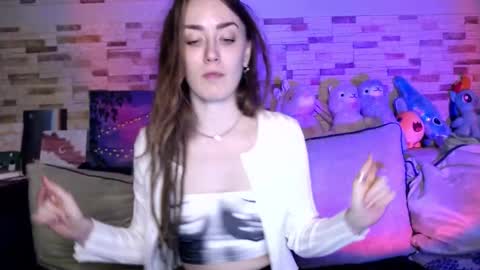 Dalia  online show from 10-09-25, 09:18