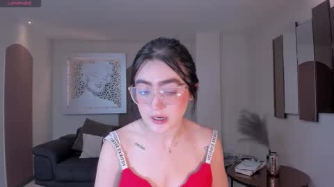 Snapshot of daliarosex chatting on 02-03-26, 02:53 Dalia Rose online show from 02-03-26, 02:53