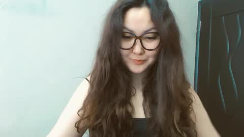 Snapshot of dalidayes chatting on 12-24-24, 06:55 Dali online show from 12-24-24, 06:55