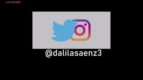 Snapshot of dalila_oficials chatting on 10-20-25, 11:43   online show from 10-20-25, 11:43