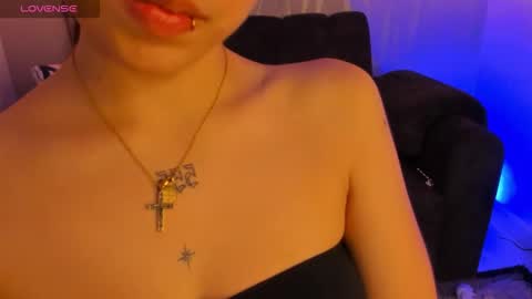 Snapshot of dalila_sweett chatting on 02-28-26, 07:15 Dalila online show from 02-28-26, 07:15
