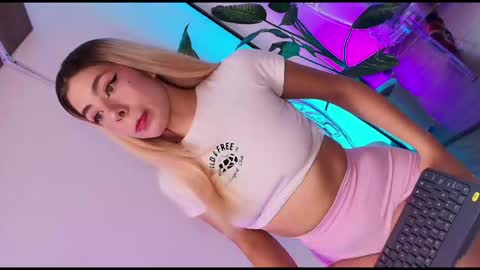 Dalila online show from 11-05-25, 07:25