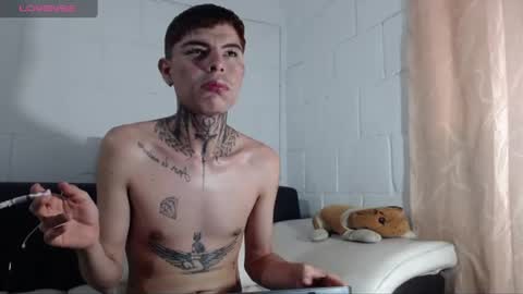 Snapshot of daltonryder chatting on 08-06-26, 11:45 Dalton Sexy online show from 08-06-26, 11:45
