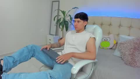 DAMIAN online show from 01-10-25, 12:15