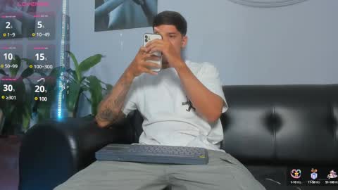 DAMIAN online show from 02-08-25, 03:19